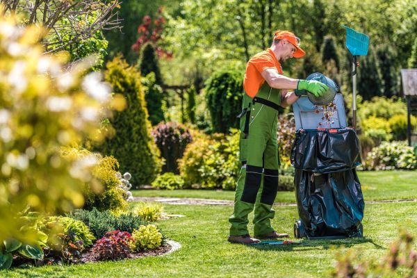 Cost of Lawn Cleaning Service in Yakima
